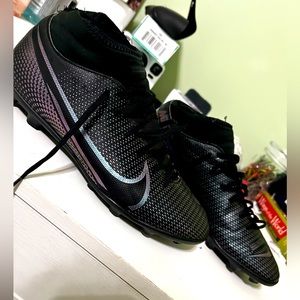 Nike mercurial soccer cleats